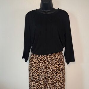 WLM Leopard Print Pants Loose Wide Leg Size Large Elastic Waist Baggy Animal